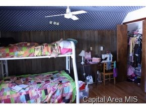 8133 Hendrickson Road Rochester, IL 62563 - Photo 4 of 18