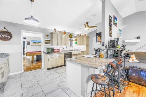 $599,000 | 687 Jasmine Way South, St. Petersburg, FL 33705