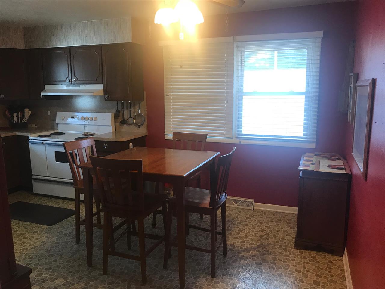 132 Oakside Road Mishawaka, IN 46544 - Photo 3 of 15 Gallery Image 3