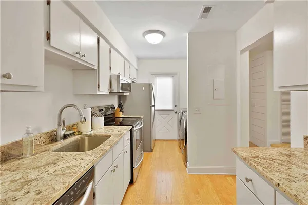 $2,500 | 1000 Sea Island Road, Unit 53, St. Simons Island, GA 31522