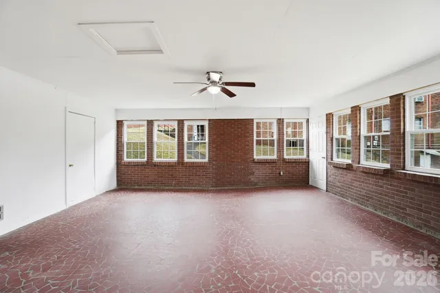 $395,000 | 25 American Avenue Northeast, Concord, NC 28025