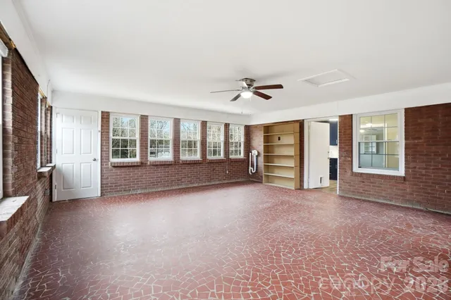 $395,000 | 25 American Avenue Northeast, Concord, NC 28025