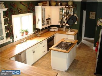 45 Phillips Road Milford, NJ 08848 - Photo 8 of 12 View 2