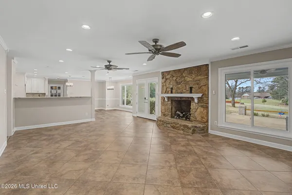 $640,000 | 691 Green T Hernando Ms 38632, Hernando, MS 38632