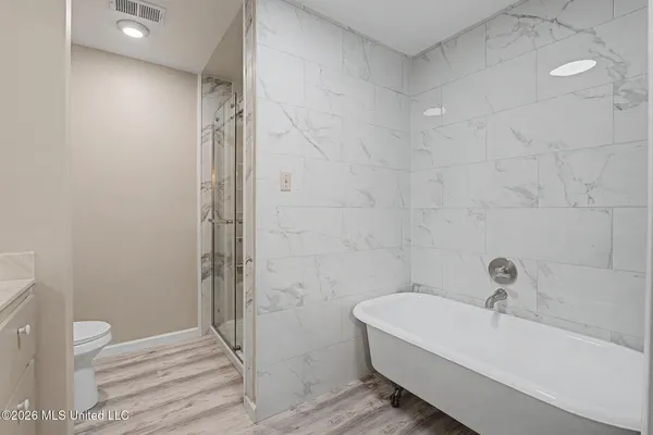 $640,000 | 691 Green T Hernando Ms 38632, Hernando, MS 38632