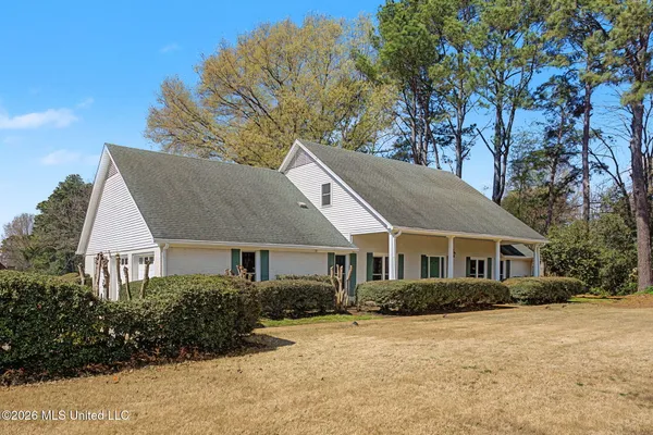 $640,000 | 691 Green T Hernando Ms 38632, Hernando, MS 38632