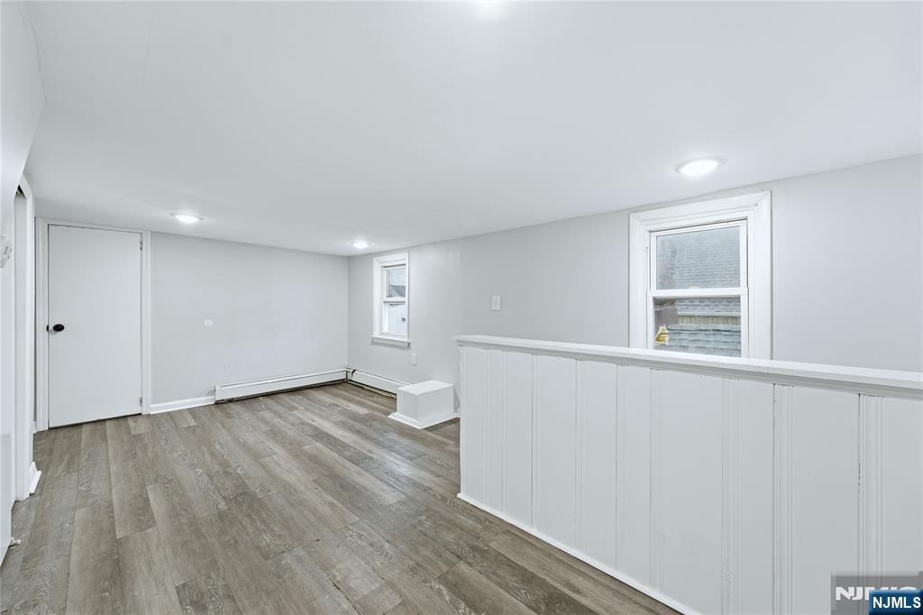 328 John Street Elizabeth, NJ 07202 - Photo 16 of 34