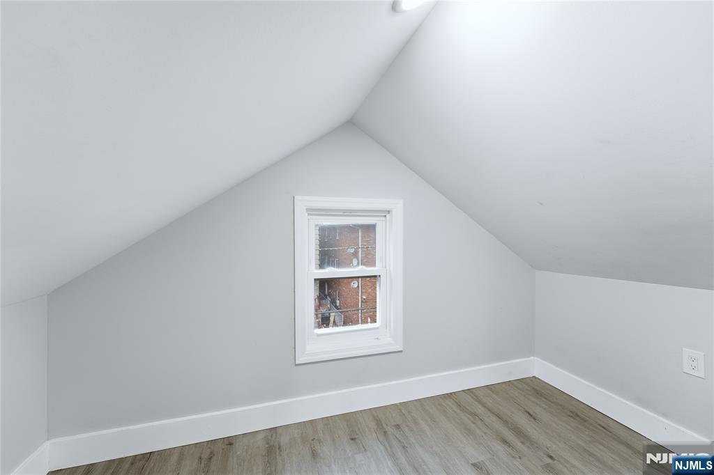 328 John Street Elizabeth, NJ 07202 - Photo 17 of 34