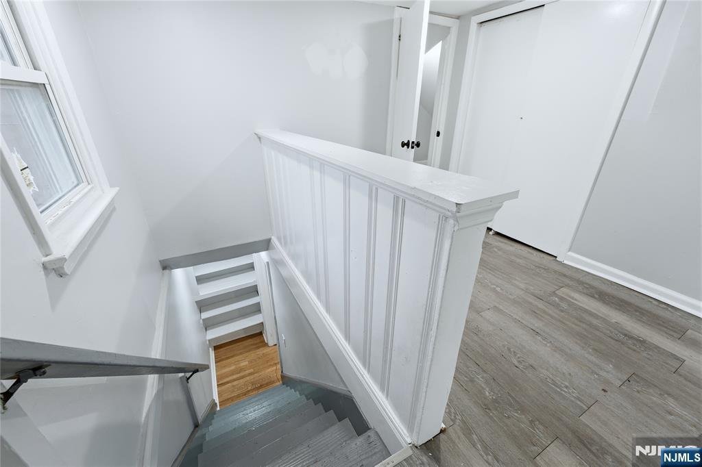 328 John Street Elizabeth, NJ 07202 - Photo 18 of 34