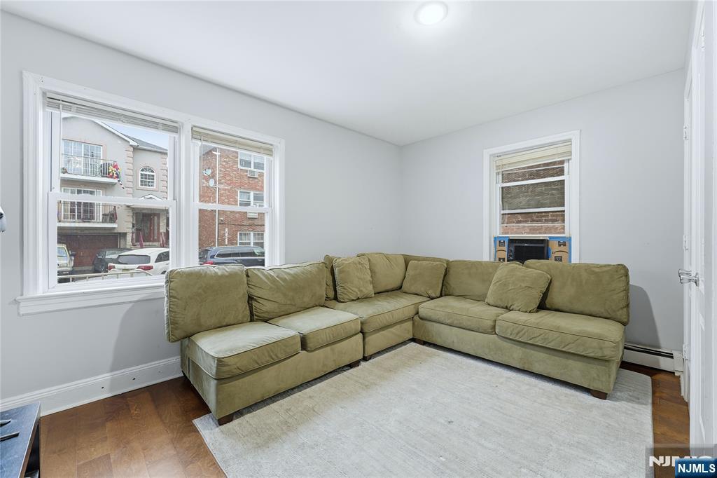 328 John Street Elizabeth, NJ 07202 - Photo 19 of 34