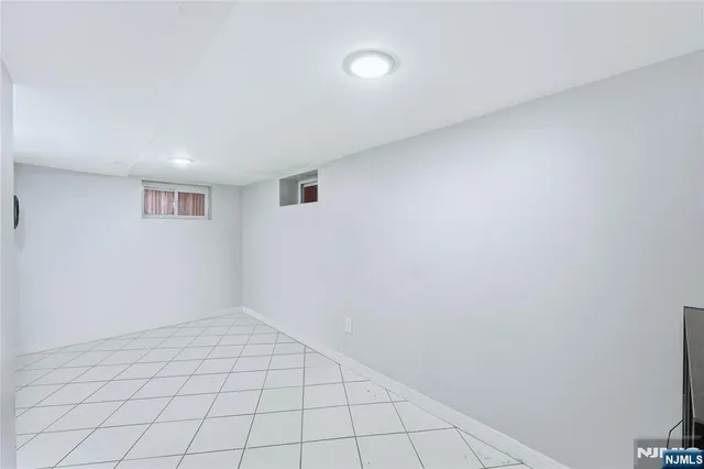 $689,000 | 328 John Street, Elizabeth, NJ 07202