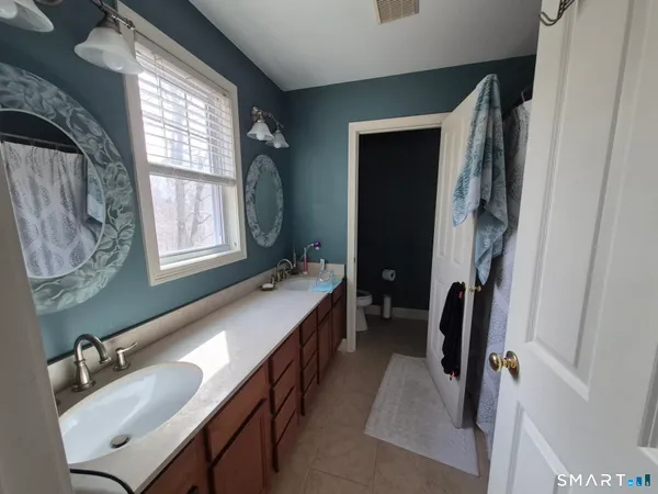 $269,900 | 59 Forestview Drive, Unit 59, Norwich, CT 06360