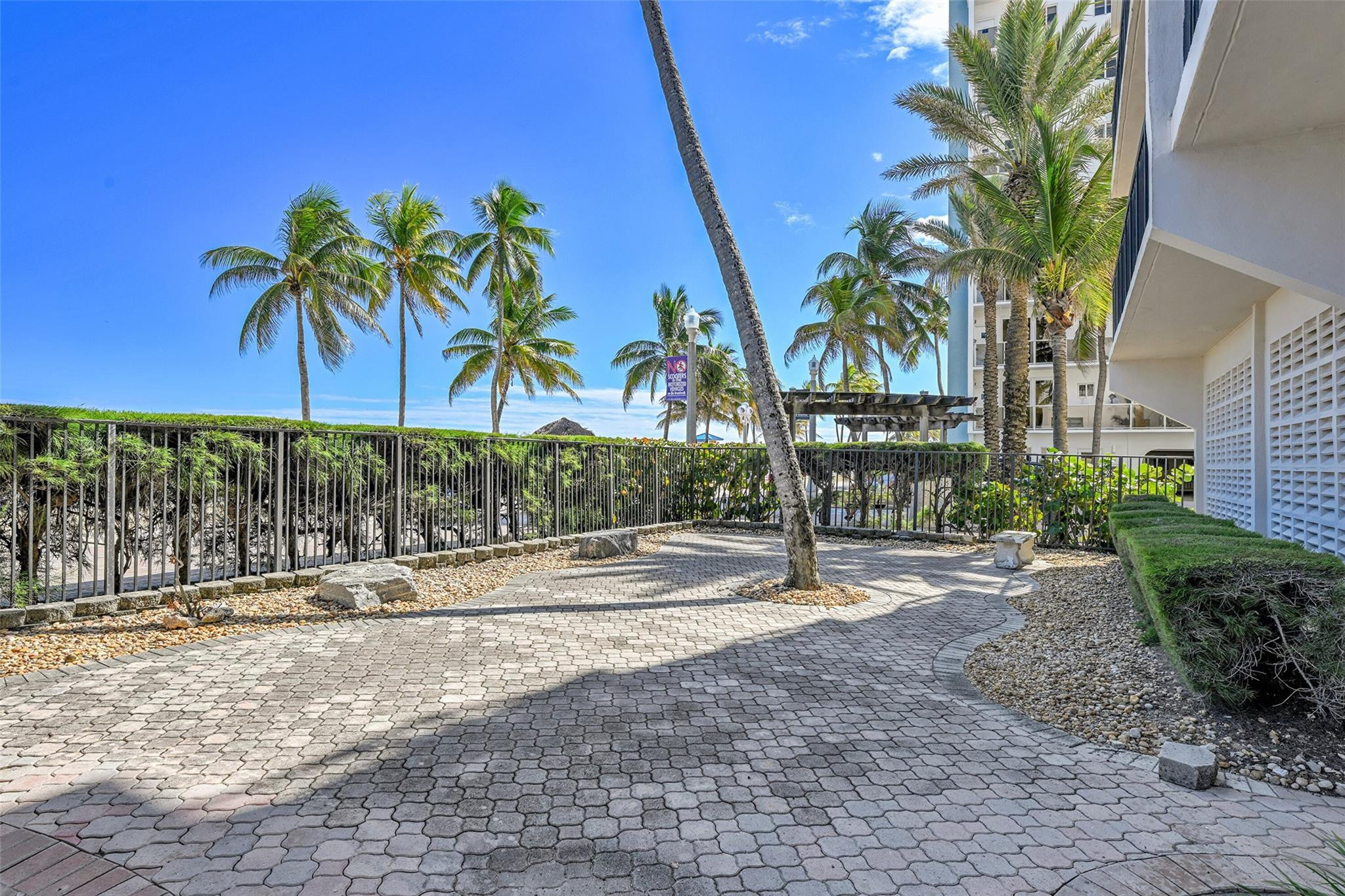 851 North Surf Road, Unit 502 Hollywood, FL 33019 - Photo 49 of 52 Photo 49