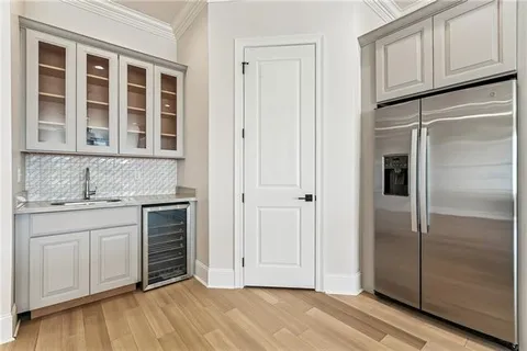 $910,000 | 744 Brockenbraugh Court, Metairie, LA 70005