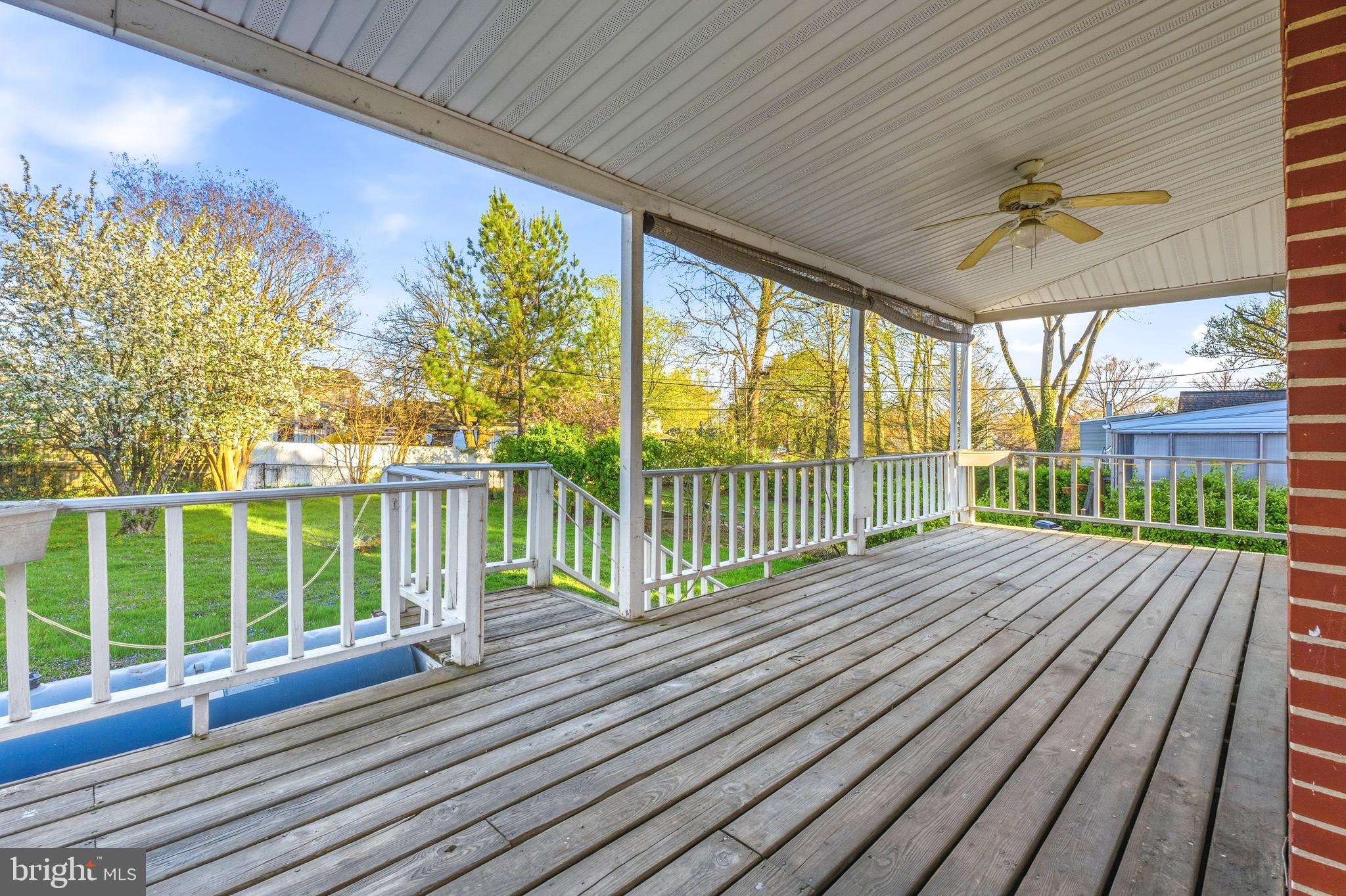 8111 Dalesford Road Baltimore, MD 21234 - Photo 41 of 43 Deck