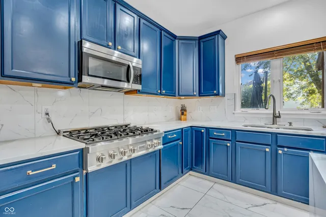 $440,000 | 6374 Timberbluff Circle, Avon, IN 46123