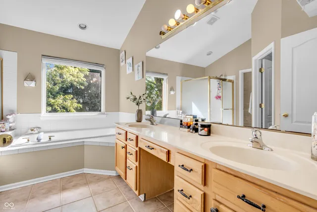 $440,000 | 6374 Timberbluff Circle, Avon, IN 46123