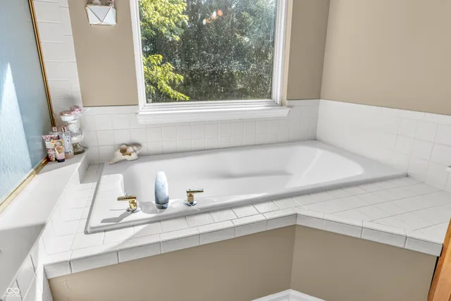 $440,000 | 6374 Timberbluff Circle, Avon, IN 46123