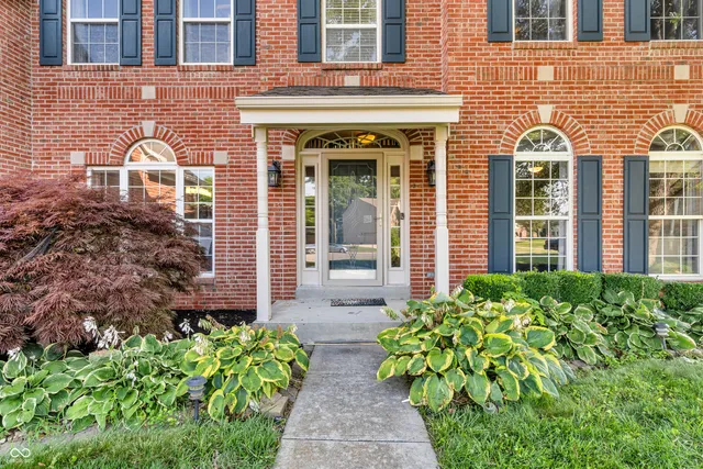 $440,000 | 6374 Timberbluff Circle, Avon, IN 46123