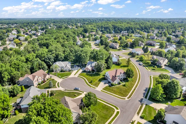 $440,000 | 6374 Timberbluff Circle, Avon, IN 46123