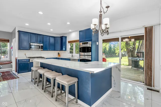 $440,000 | 6374 Timberbluff Circle, Avon, IN 46123