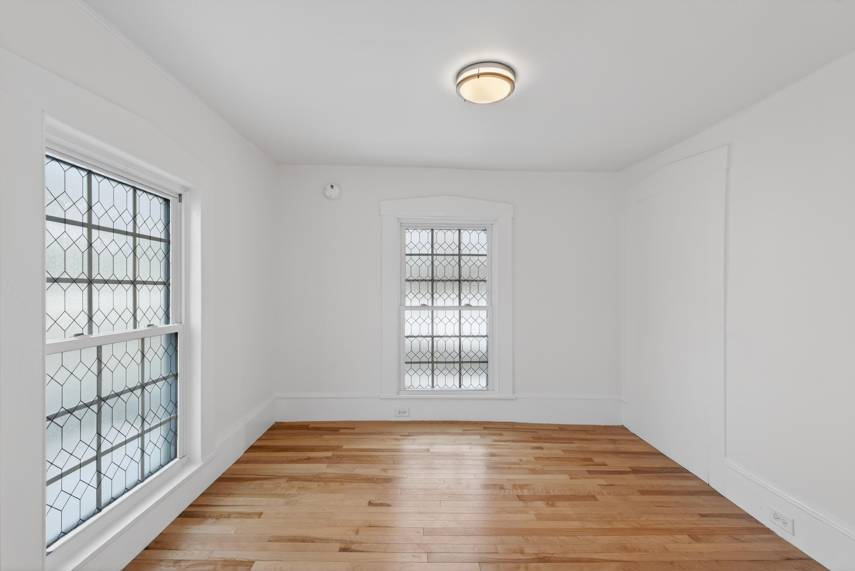 83 Main Street Buxton, ME 04093 - Photo 7 of 26 DSC05561