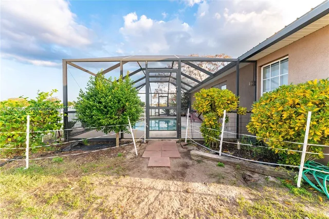 a view of front door and porch