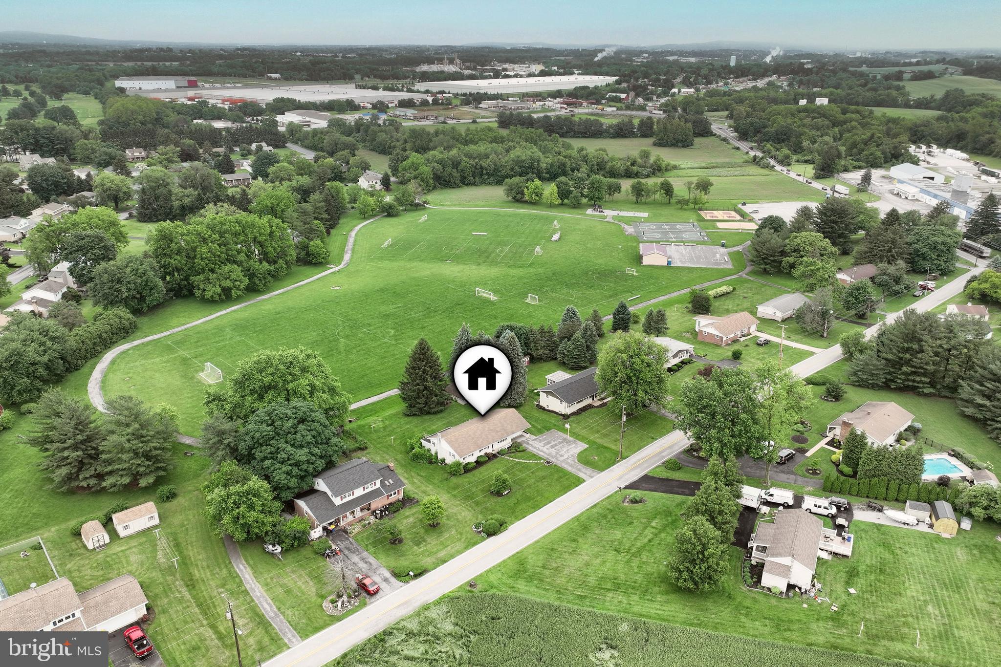 4665 Darlington Road York, PA 17408 - Photo 4 of 62 Gallery Image 4