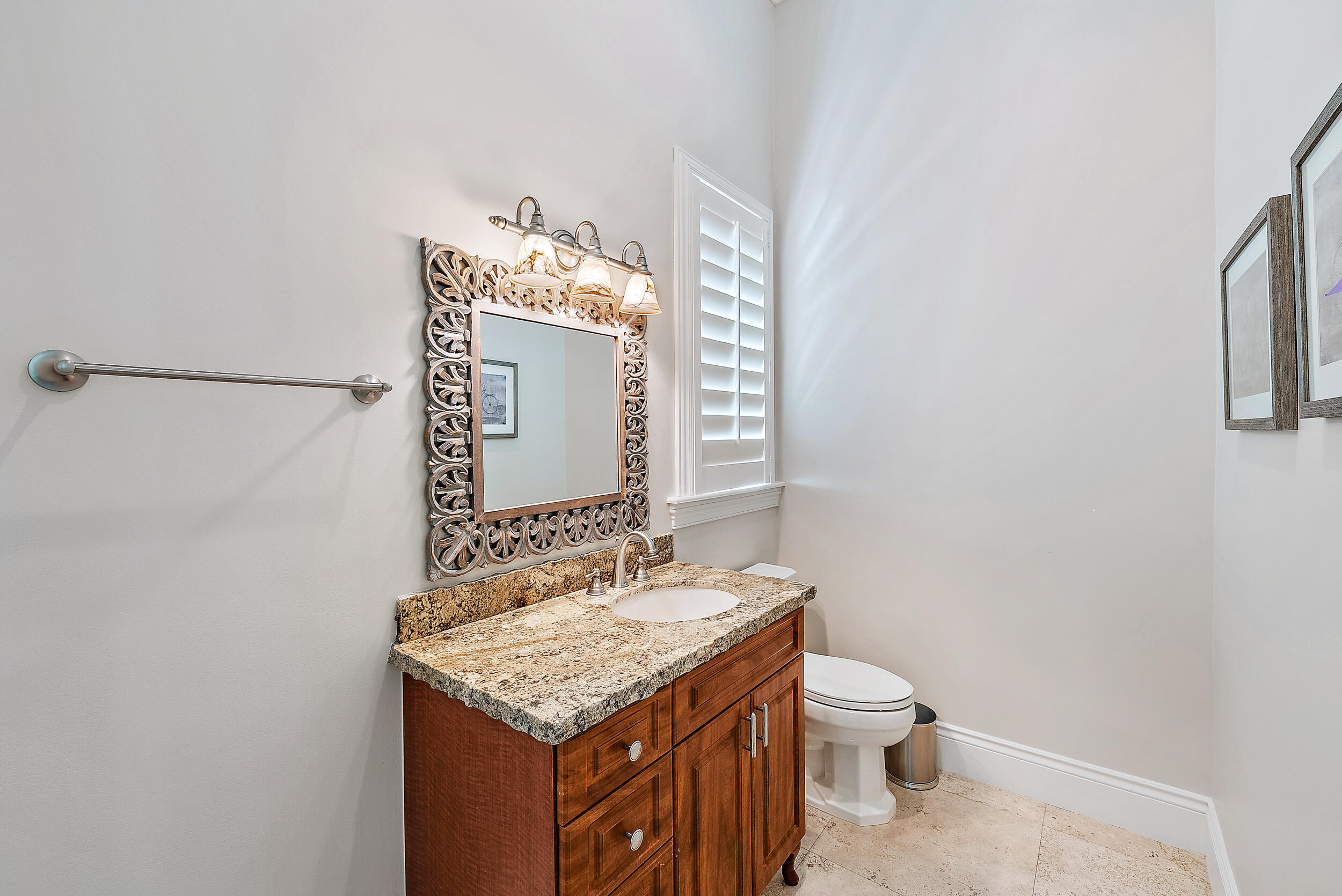 5745 Pennock Point Road Jupiter, FL 33458 - Photo 27 of 31 Cabana Bathroom