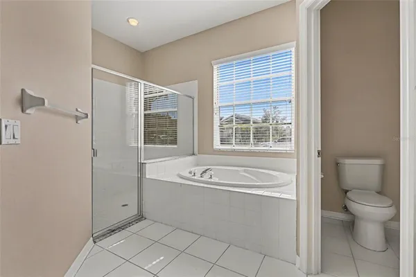 $2,700 | 4810 Bookelia Circle, Bradenton, FL 34203