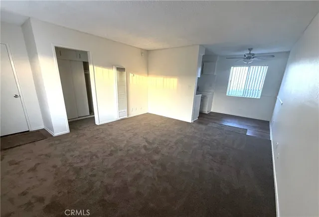 $1,795 | 4015 137th Street, Unit 229, Hawthorne, CA 90250