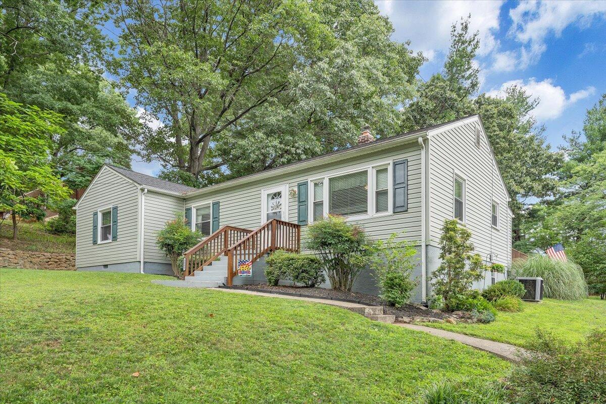 3005 Cannaday Road Northeast Roanoke, VA 24012 - Photo 26 of 34 33-MIB08736
