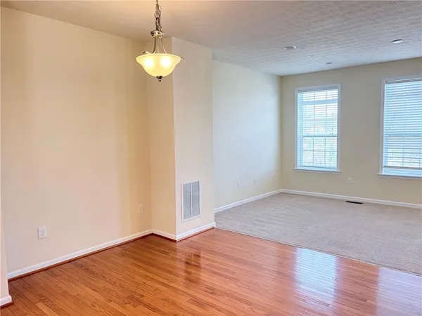 $2,400 | 525 Gala Drive, Canonsburg, PA 15317