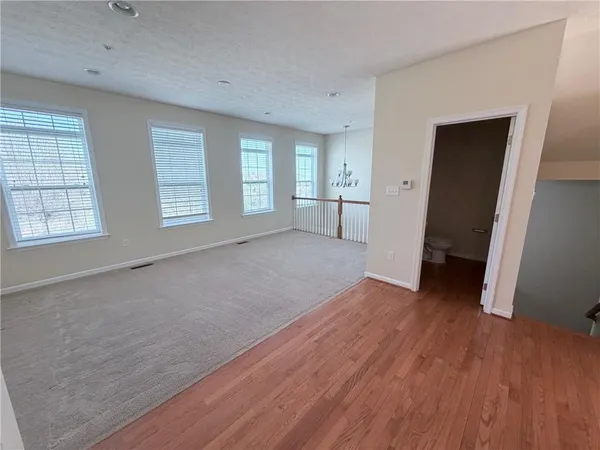 $2,400 | 525 Gala Drive, Canonsburg, PA 15317