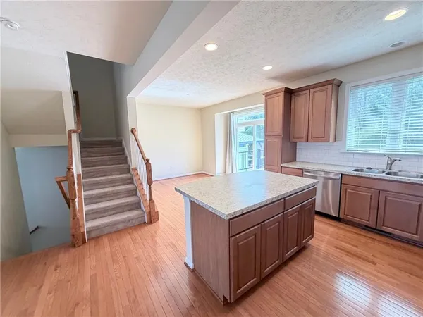 $2,400 | 525 Gala Drive, Canonsburg, PA 15317