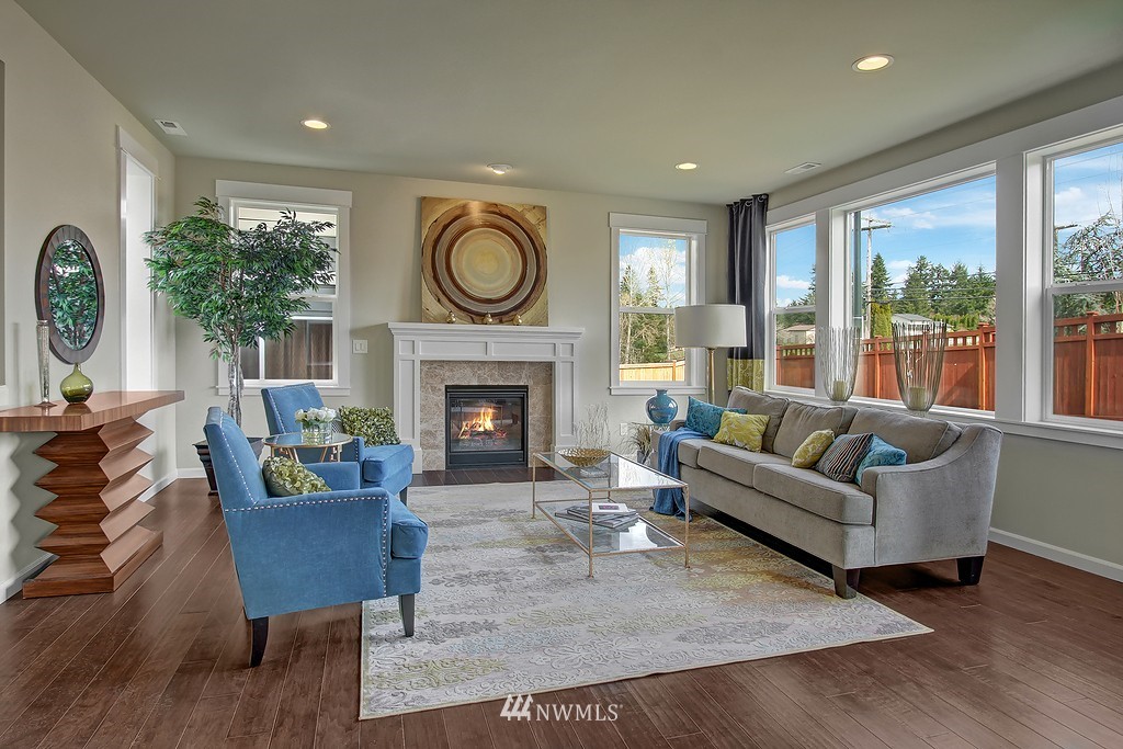 18413 43rd Drive Southeast Bothell, WA 98012 - Photo 3 of 22 Gallery Image 3