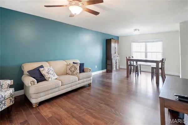 $279,000 | 216 Gran Vista Drive, Festus, MO 63028