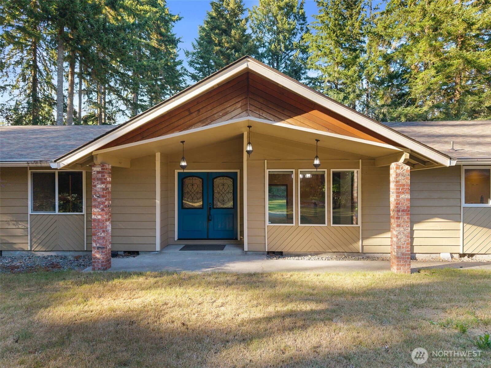 7925 Mullen Road Southeast Olympia, WA 98503 - Photo 2 of 40