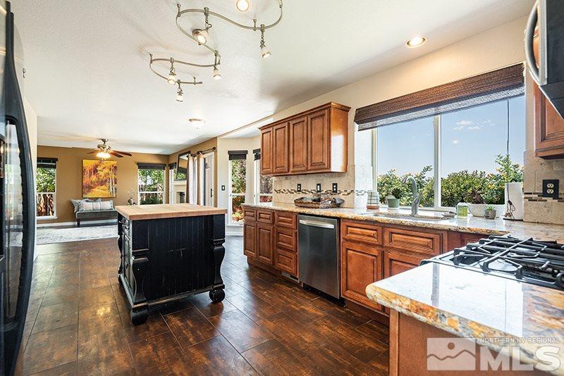 1362 Sandyhill Lane Reno, NV 89523 - Photo 4 of 21 Photo 4