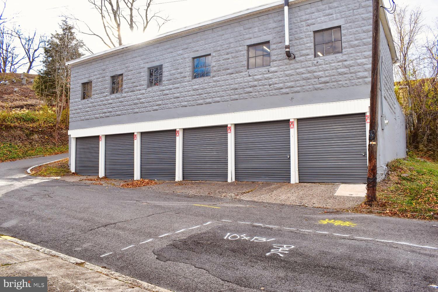 212 East Chestnut Street Shamokin, PA 17872 - Photo 3 of 10