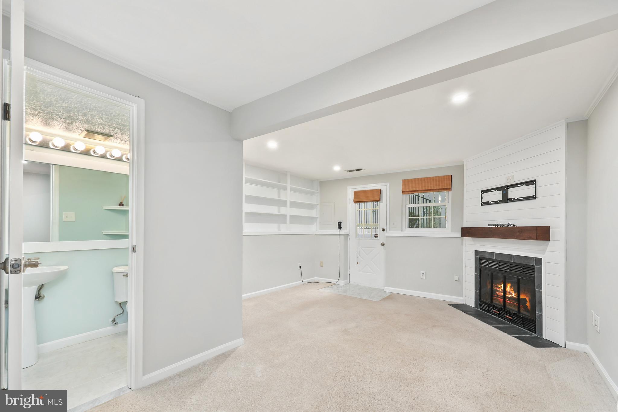 1960 Belmont Ridge Court Reston, VA 20191 - Photo 23 of 32