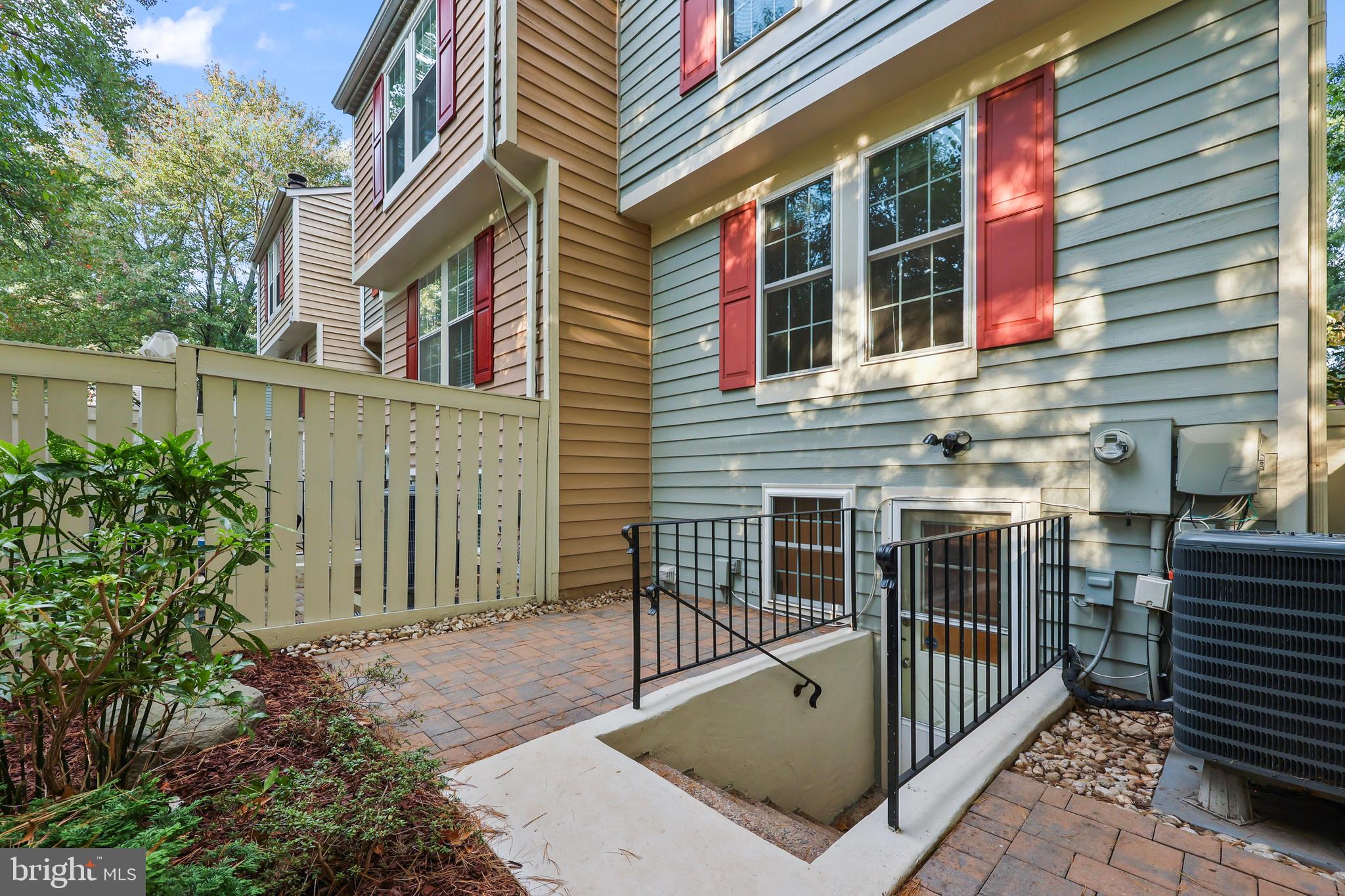 1960 Belmont Ridge Court Reston, VA 20191 - Photo 26 of 32
