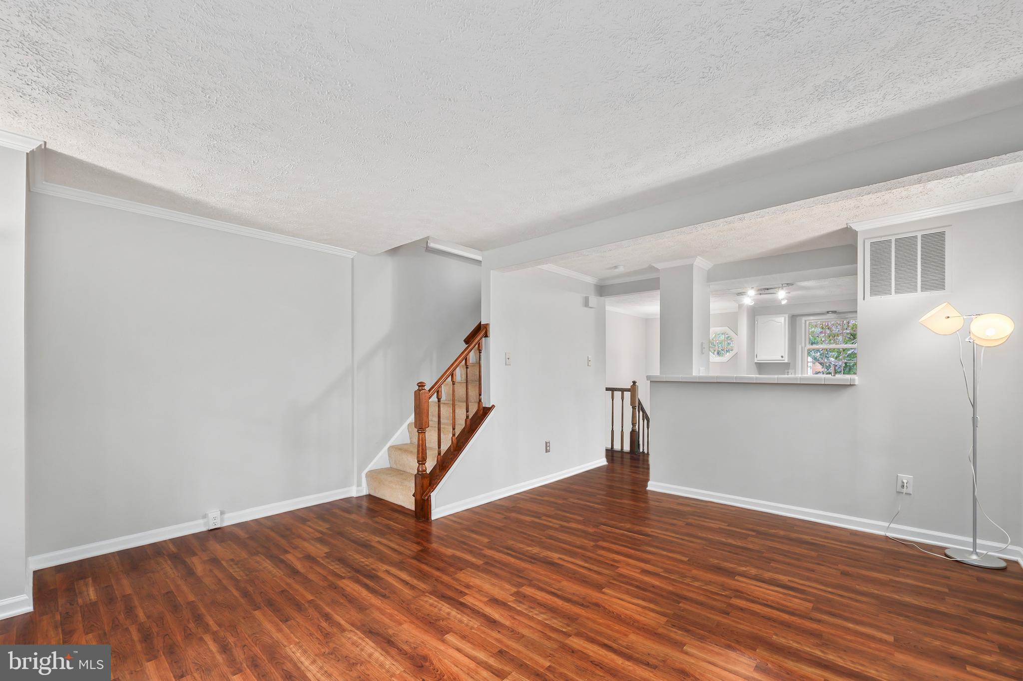 1960 Belmont Ridge Court Reston, VA 20191 - Photo 9 of 32