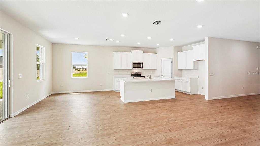 10734 Rabbit Grove Trail Palmetto, FL 34221 - Photo 10 of 39