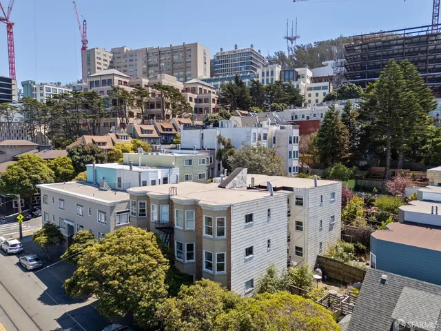 $3,900,000 | 225 Irving Street, San Francisco, CA 94122