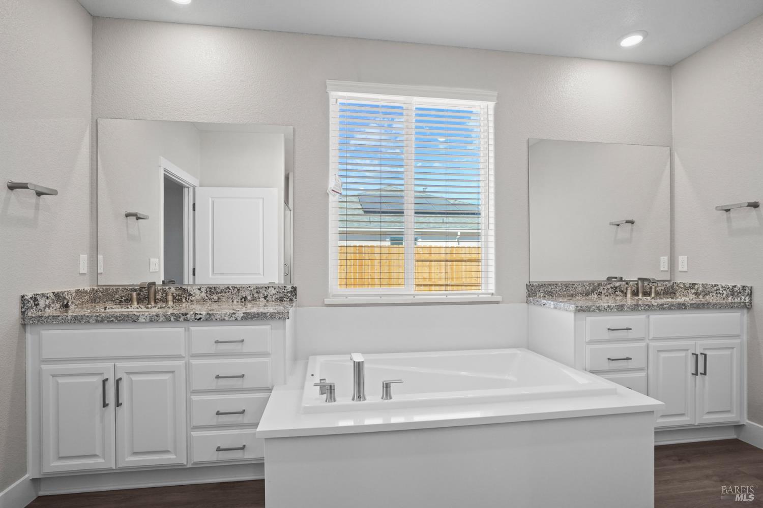 2176 Rustic Oak Lane Rio Vista, CA 94571 - Photo 18 of 27 Gallery Image 18