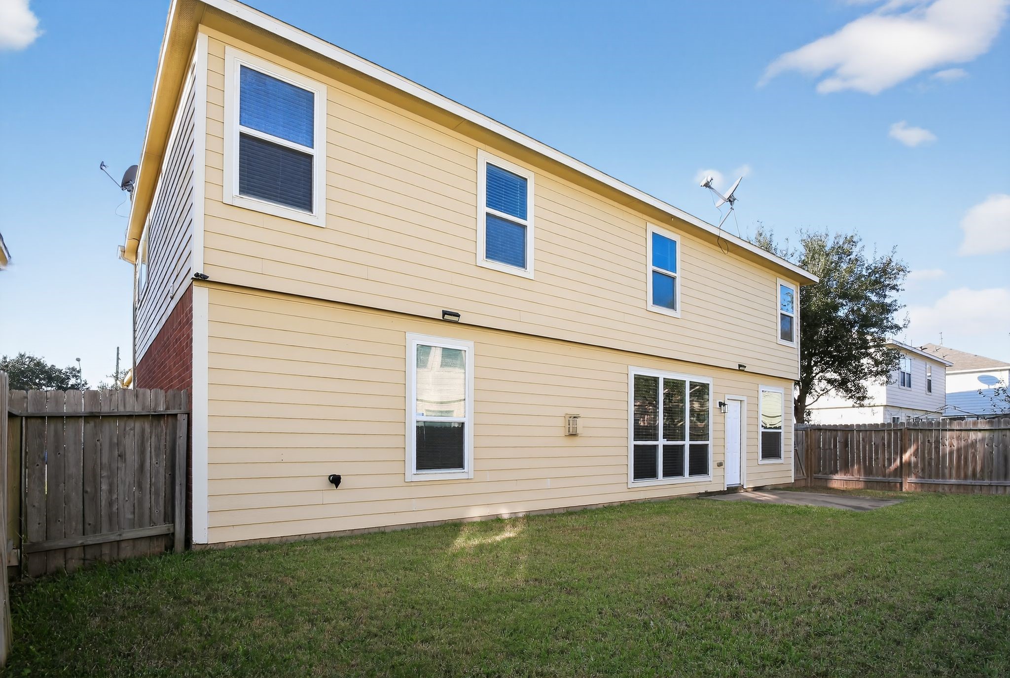 4938 Yearling Ridge Court Katy, TX 77449 - Photo 29 of 29 a front view of a house with a garden