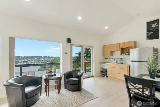 $975,000 | 214 Sherman Street Northwest, Olympia, WA 98502