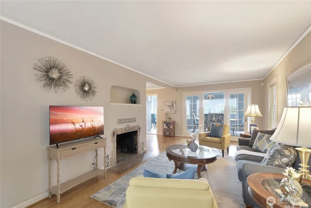 $975,000 | 214 Sherman Street Northwest, Olympia, WA 98502