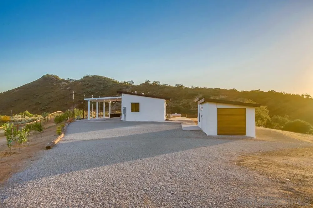 23483 Japatul Valley Road Alpine, CA 91901 - Photo 2 of 64 Gallery Image 2